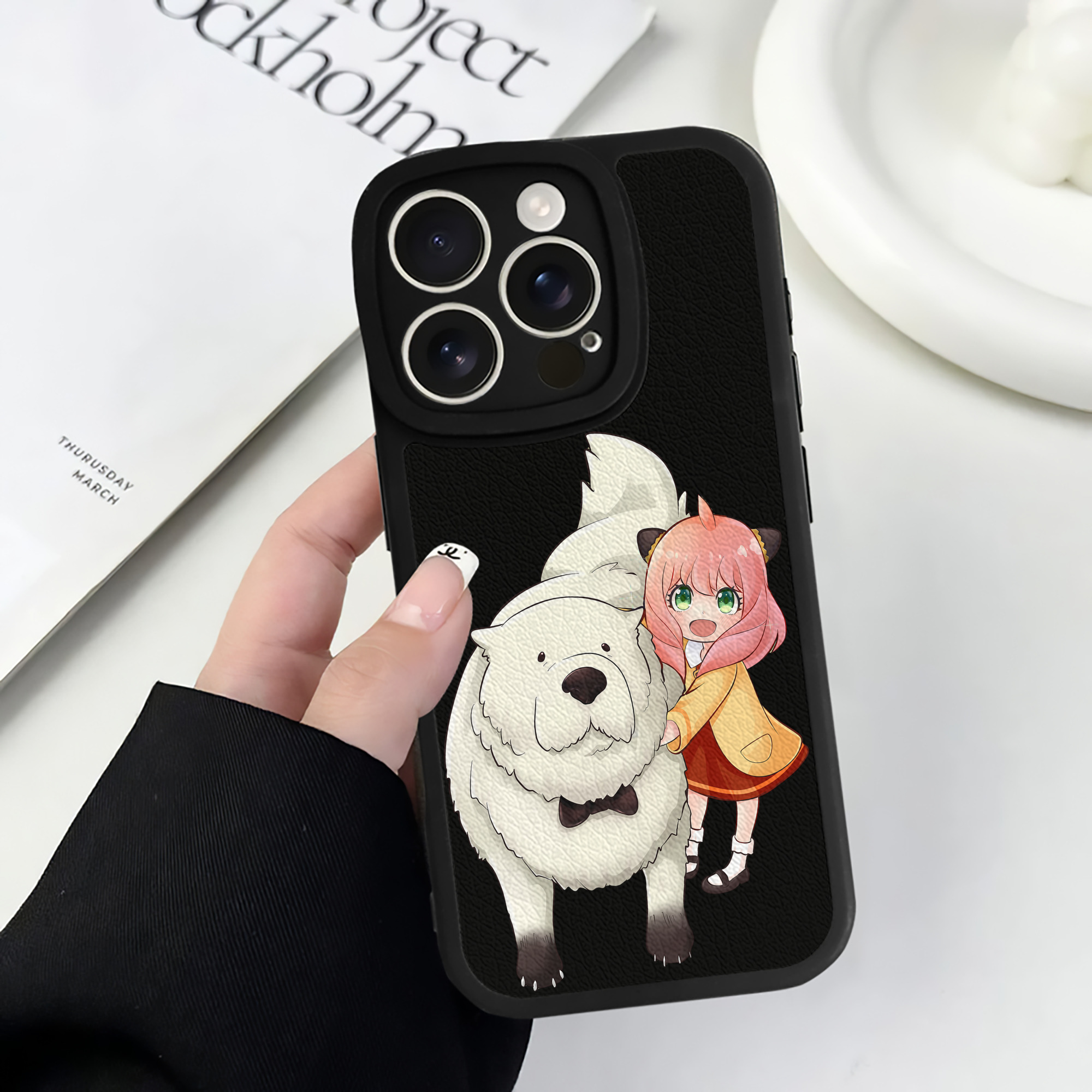 （画像用） SPY×FAMILY间谍家家酒 【iPhone 16シリーズ対応】シリコンスマホケース（レザー調） 材質：シリコン